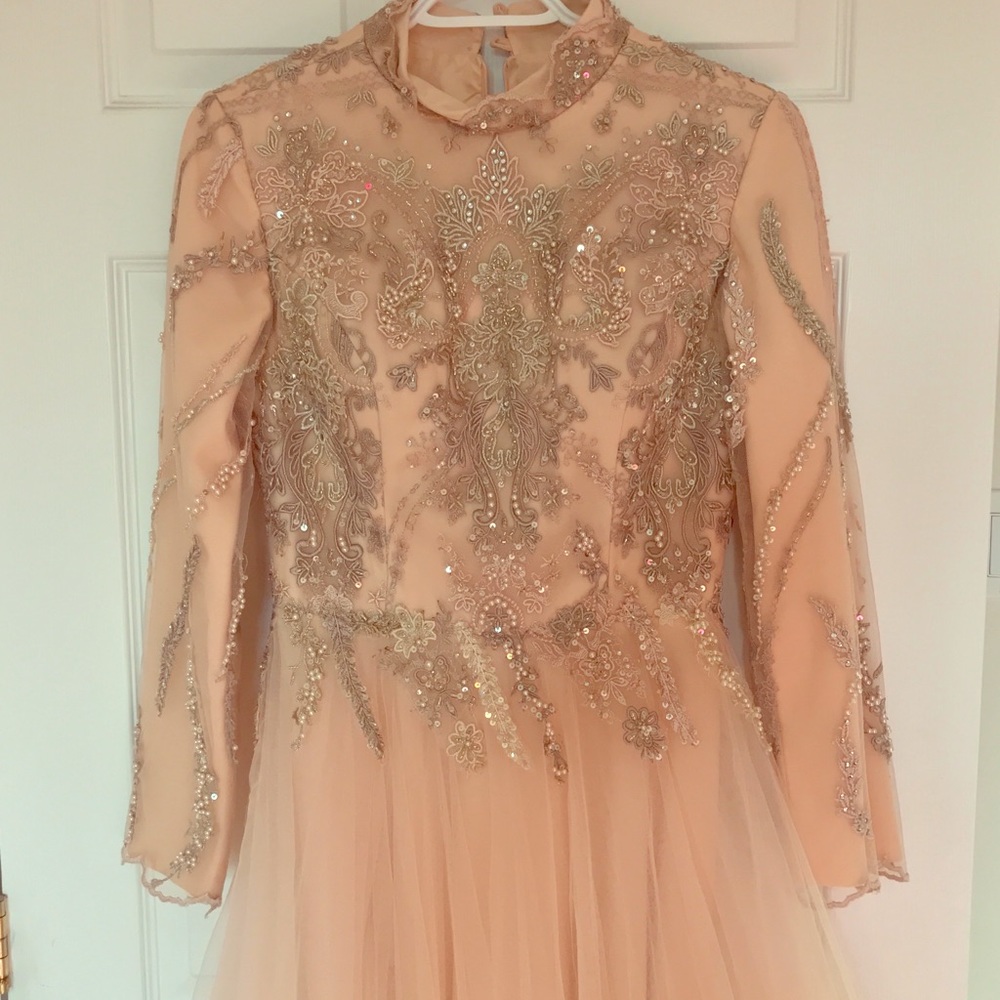 Full sleeve long evening gown - Picture 1 of 7